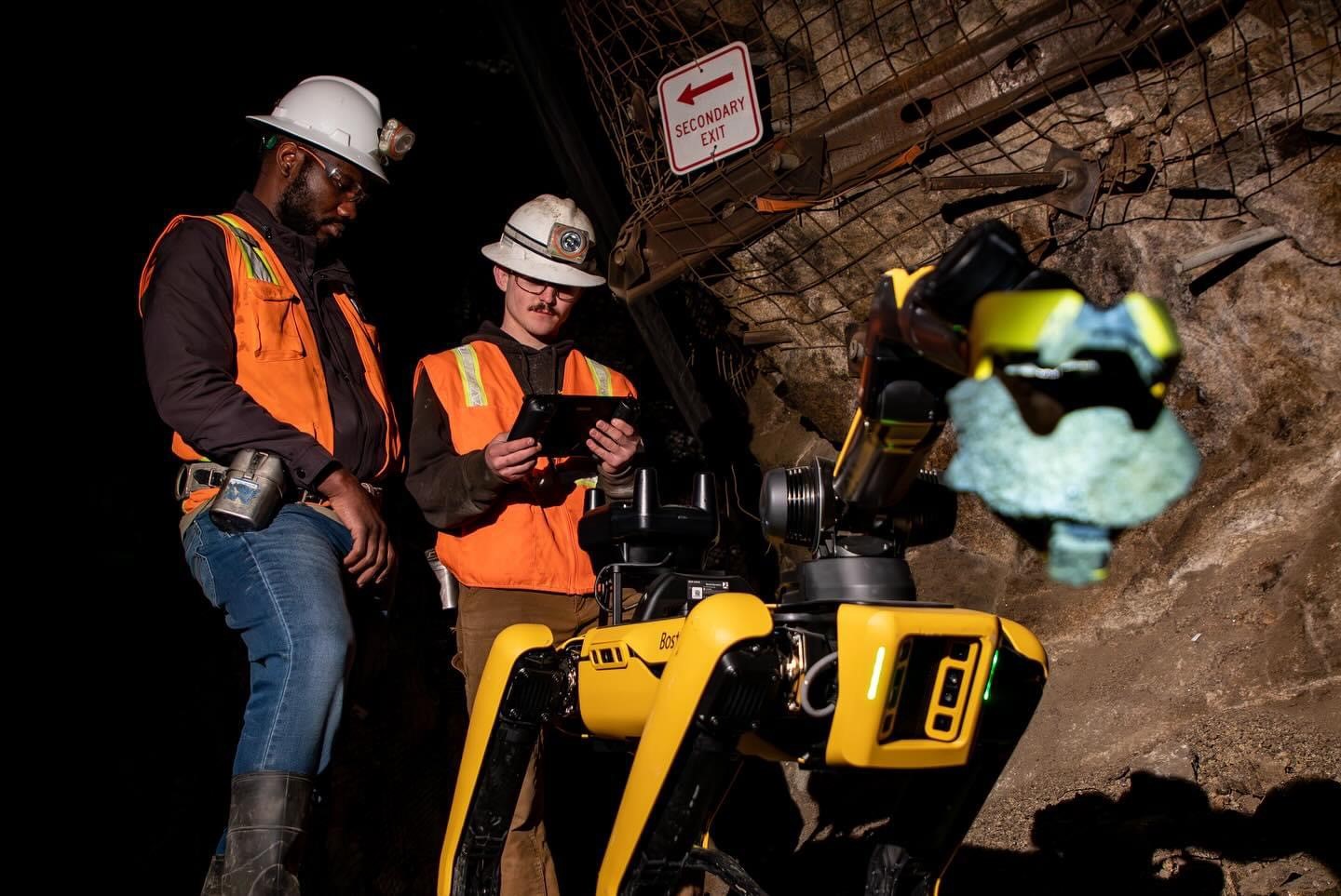 Mining Students with Robot