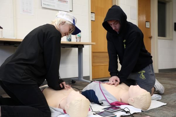 Students perform CPR at Trades and Technology Day