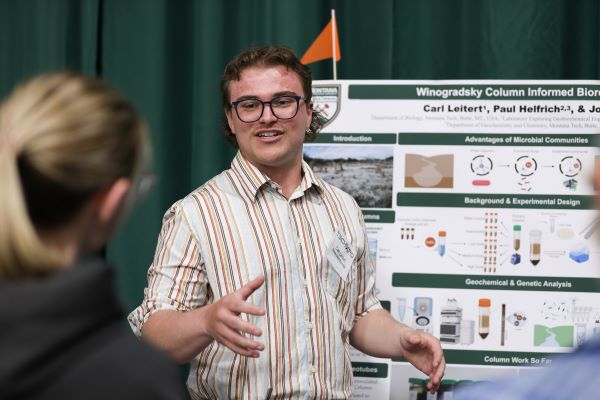 Carl Leitert presents at Techxpo