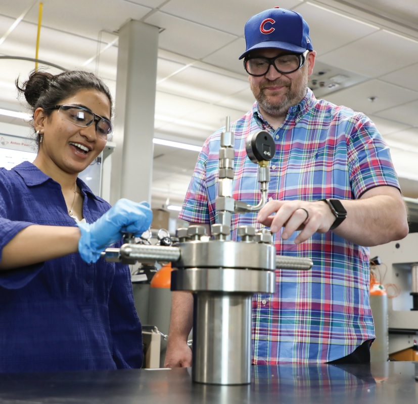 Professor Rick LaDouceur and a student