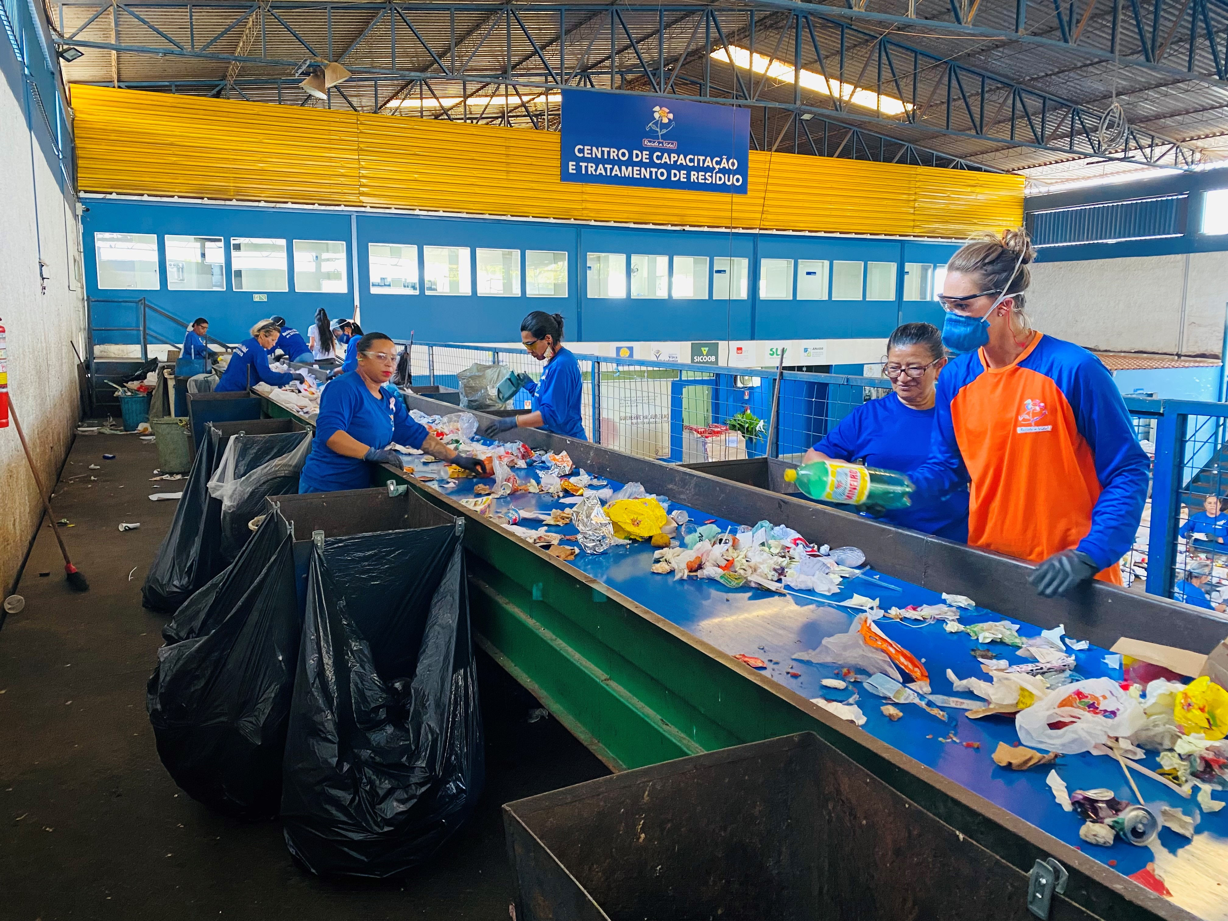 Tara Zolnikov participates at a trash picking center